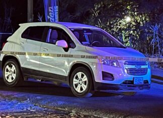 Atacan a balazos a dos empresarios textiles en carretera de Puebla