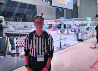 Trabajo de árbitros es esencial para el juego limpio en FIRST Laguna