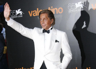 Muere el diseñador italiano Valentino a los 93 años