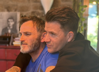 Dani Martín acogió a Fernando Tejero en la casa de su familia antes de que fueran famosos: “Vivía en una pensión y me dijo: ‘Haz las maletas”