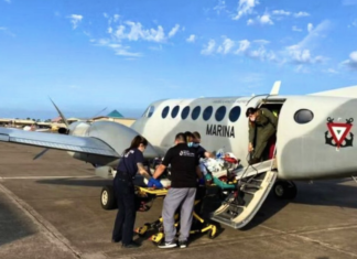 México repatría cuerpos de avión de la Marina en Texas