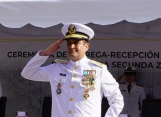 Quiere seguir en la Marina Vicealmirante huachicolero