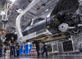 INEGI reporta aumento en exportación de autos en México en enero 2026