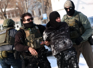 Zar fronterizo de Trump anuncia retiro “inmediato” de 700 agentes migratorios en Mineápolis