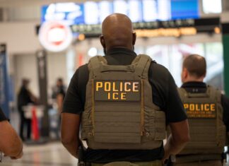 Trece mexicanos han fallecido bajo la custodia de ICE hasta la fecha: seis fueron por complicaciones médicas y cuatro por suicidio