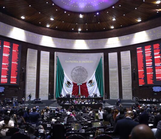 Adiós a las pensiones doradas: Diputados eliminan pagos millonarios en CFE, Pemex, Banobras