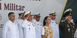 Sheinbaum reconoce labor de Morales Ángeles al encabezar la graduación de guardiamarinas de la Heroica Escuela Naval Militar